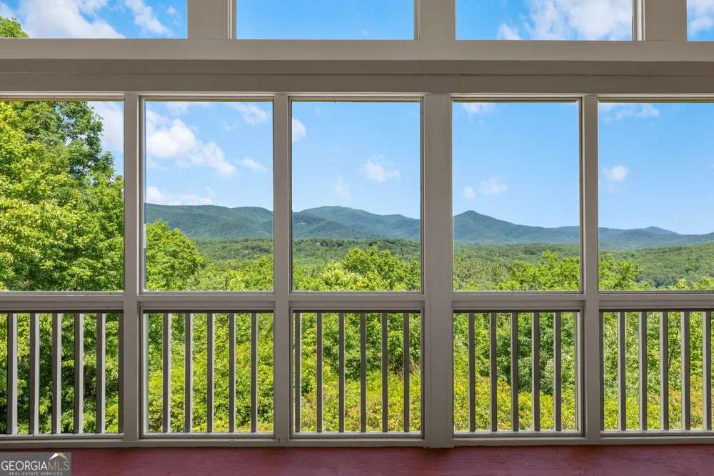430 Grimes Nose Sautee Nacoochee, GA 30571