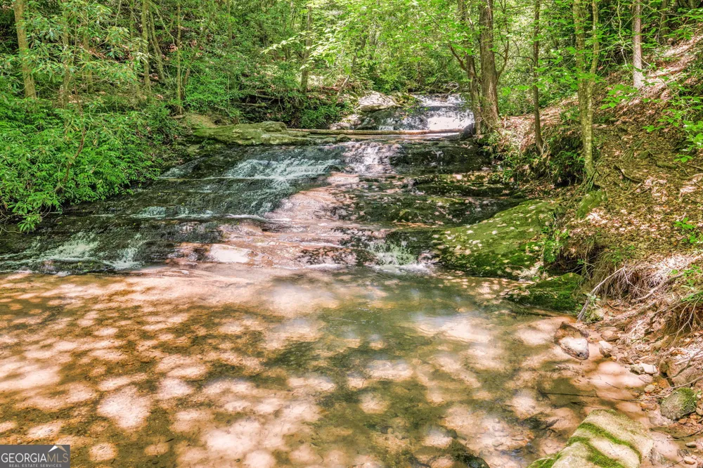 430 Grimes Nose Sautee Nacoochee, GA 30571