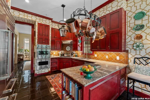 122 Chester #APT 5 San Antonio, TX 78209