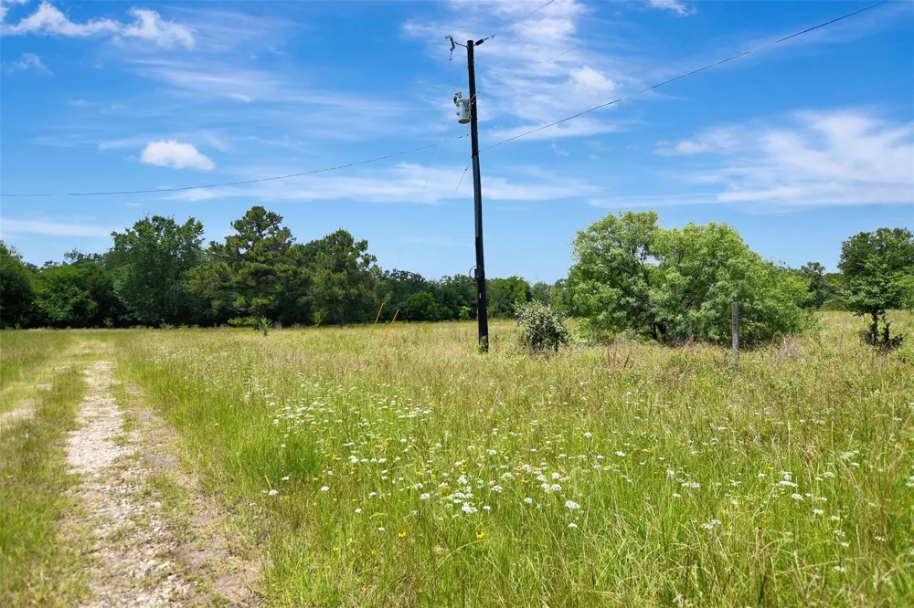 1722 Stone Street Bedias, TX 77831