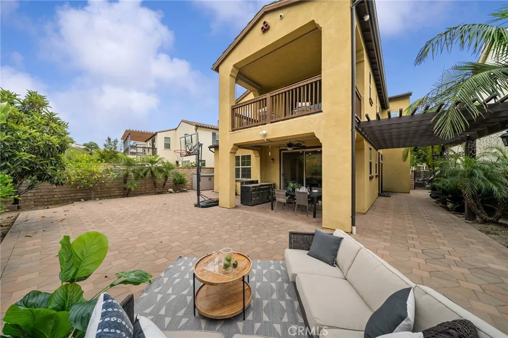 599 Boxwood Azusa, CA 91702