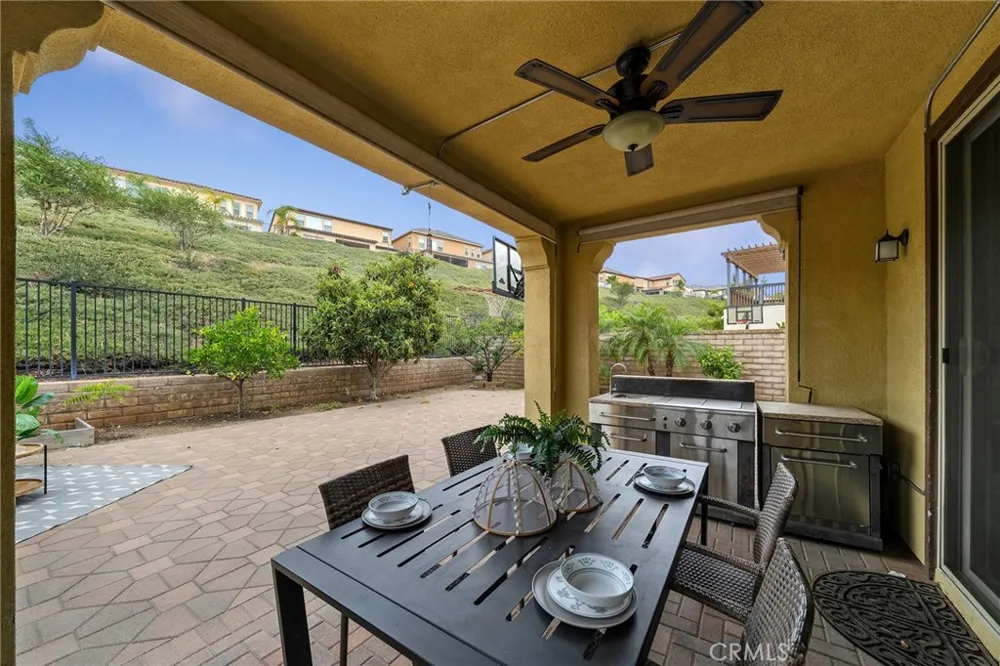 599 Boxwood Azusa, CA 91702