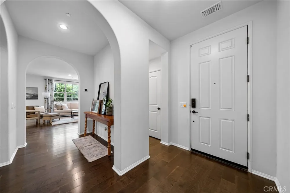 599 Boxwood Azusa, CA 91702