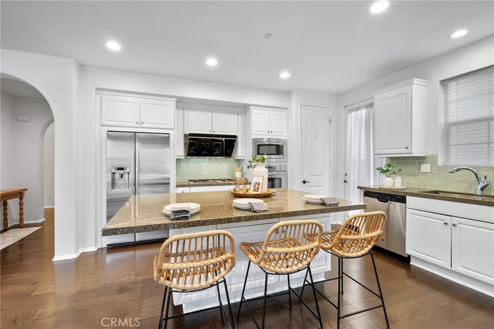 599 Boxwood Azusa, CA 91702