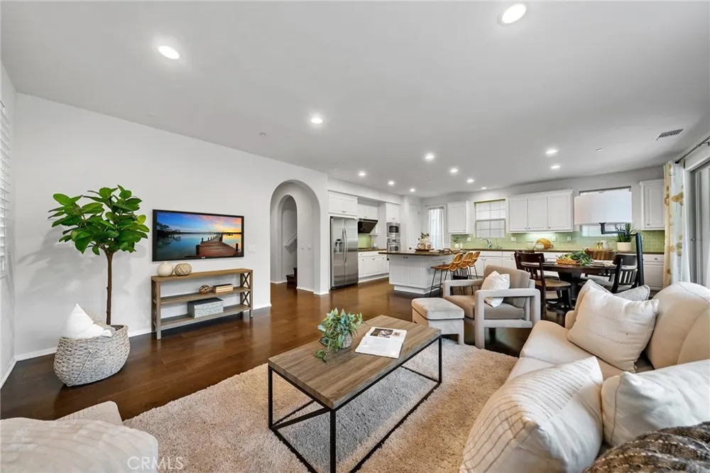 599 Boxwood Azusa, CA 91702