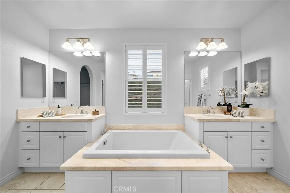 599 Boxwood Azusa, CA 91702