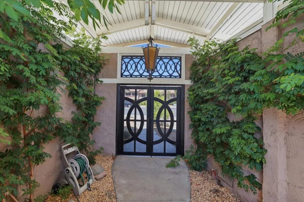 46420 Ryway Place #1  & 2 Palm Desert, CA 92260
