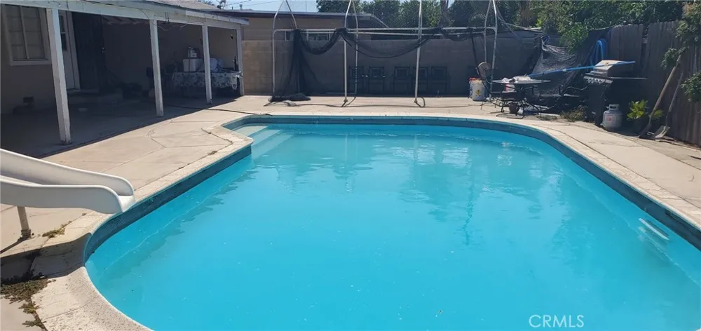 598 E Wilson Rialto, CA 92376