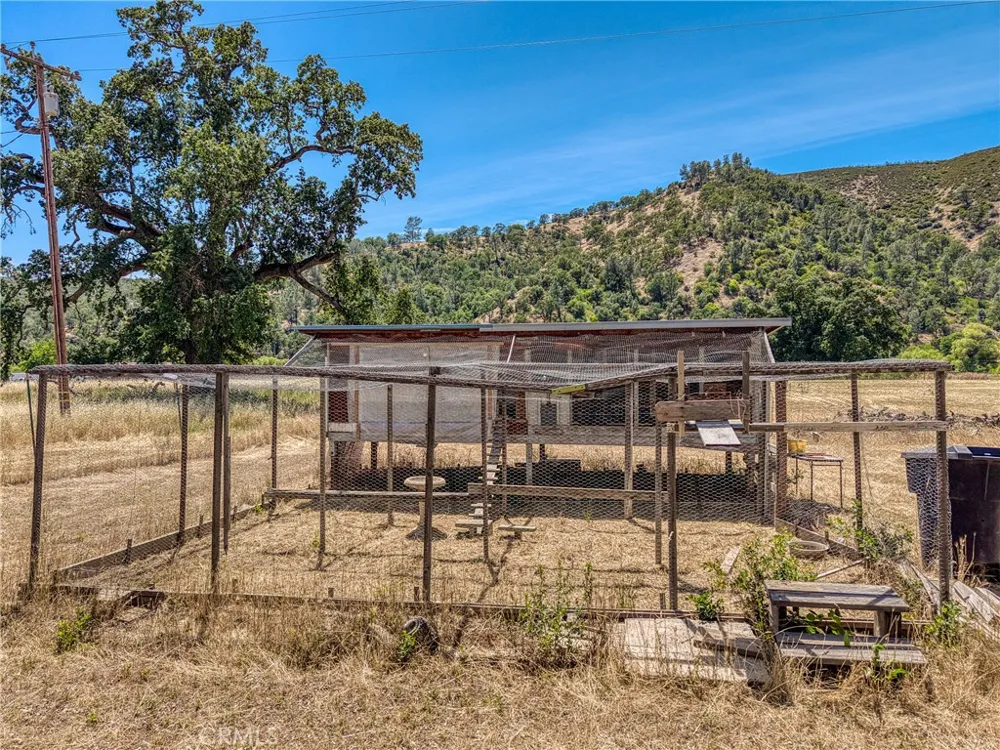 1623 New Long Valley Road Clearlake Oaks, CA 95423