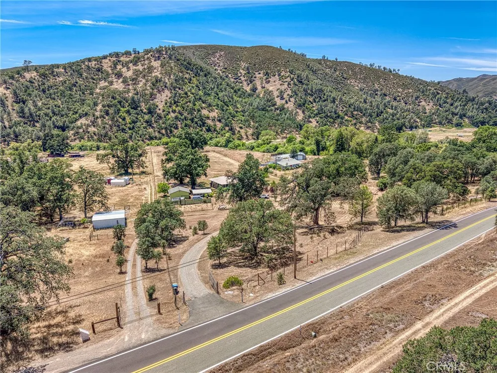 1623 New Long Valley Road Clearlake Oaks, CA 95423