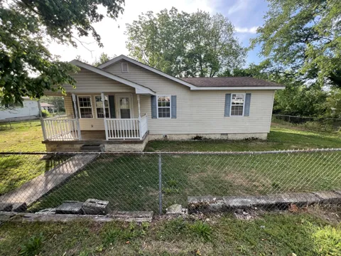 1309 Holly Avenue