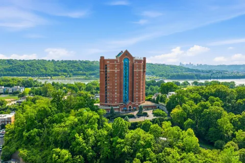 3435 Golden Avenue #901