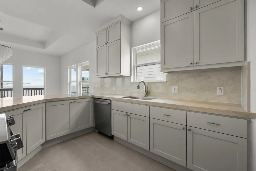 510 2nd Street San Leon, TX 77539