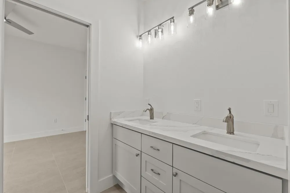 510 2nd Street San Leon, TX 77539