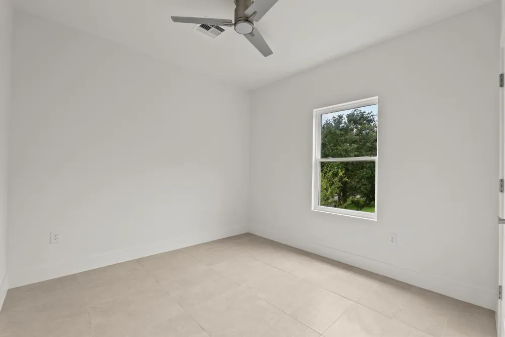 510 2nd Street San Leon, TX 77539