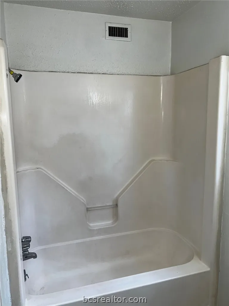 4407 Carter Creek Parkway #1 Bryan, TX 77802
