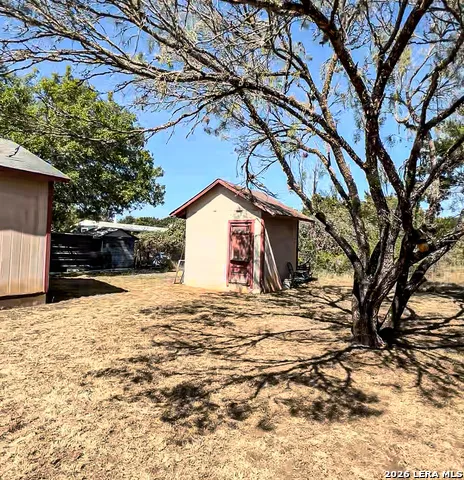 119 HONDO DR Bandera, TX 78003