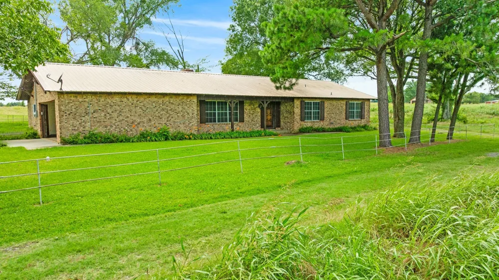 7484 Highway 271 S Pattonville, TX 75468