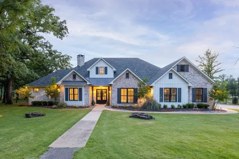 201 Sandpiper Drive