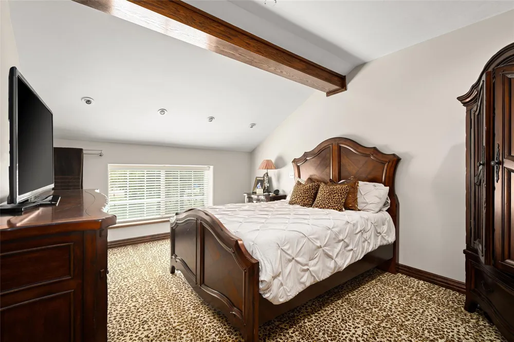 15126 Walden Road Montgomery, TX 77356