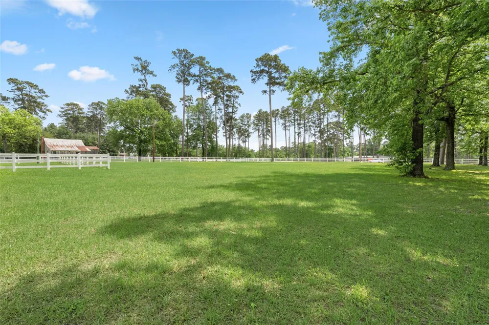 15126 Walden Road Montgomery, TX 77356