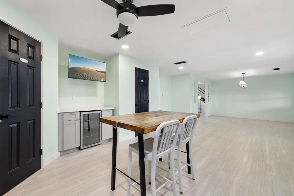 222 W Vaughn Lane Deer Park, TX 77536