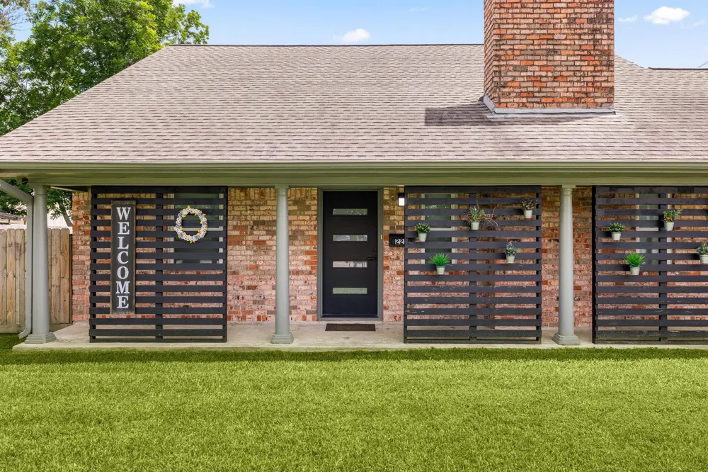 222 W Vaughn Lane Deer Park, TX 77536