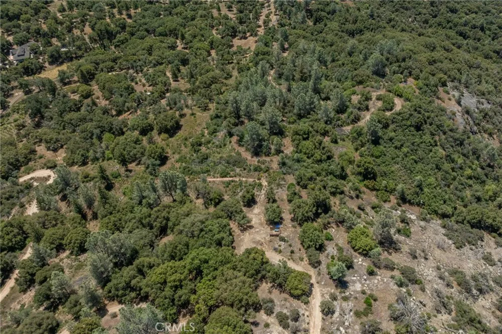 49 Old Yosemite Road Oakhurst, CA 93644