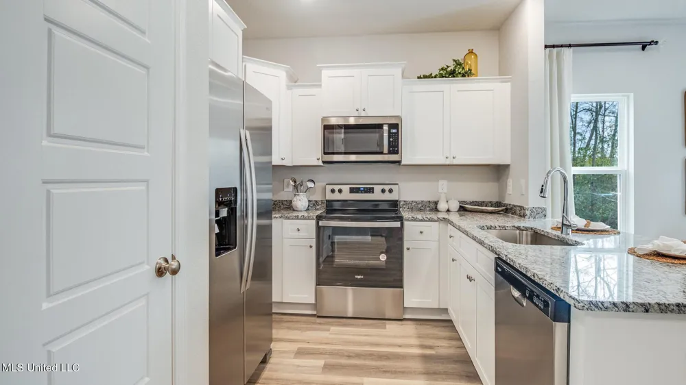 12338 Frazier Lane Gulfport, MS 39503