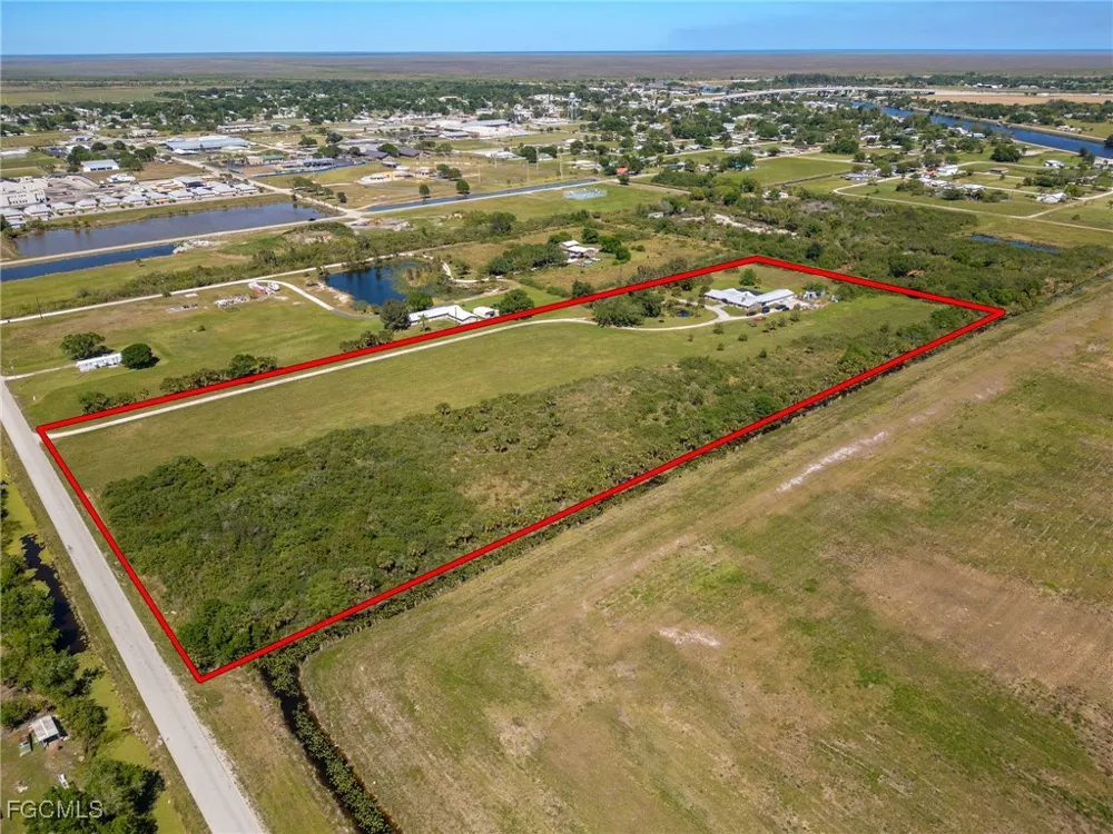 West Avenue Moore Haven, FL 33471