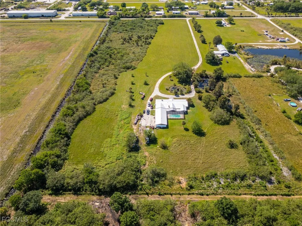 West Avenue Moore Haven, FL 33471