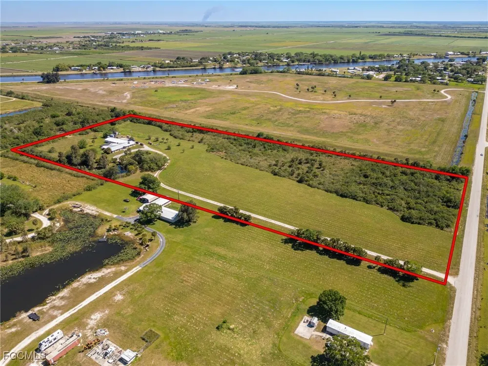 West Avenue Moore Haven, FL 33471