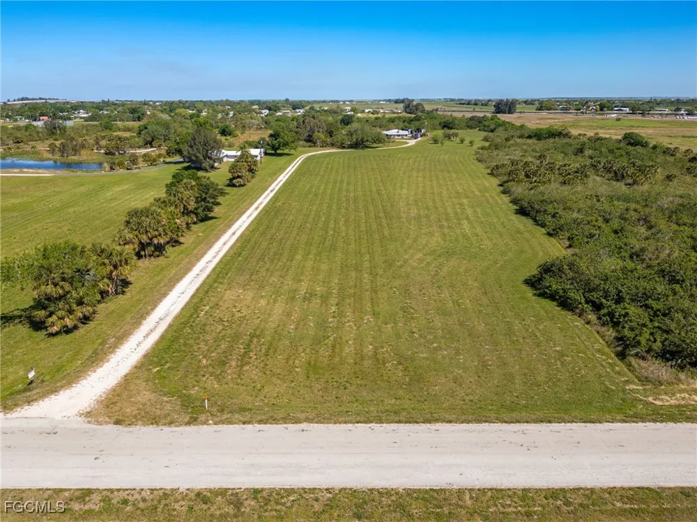 West Avenue Moore Haven, FL 33471