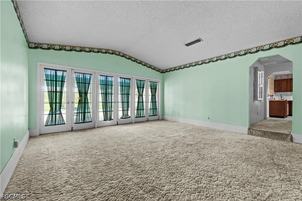 West Avenue Moore Haven, FL 33471