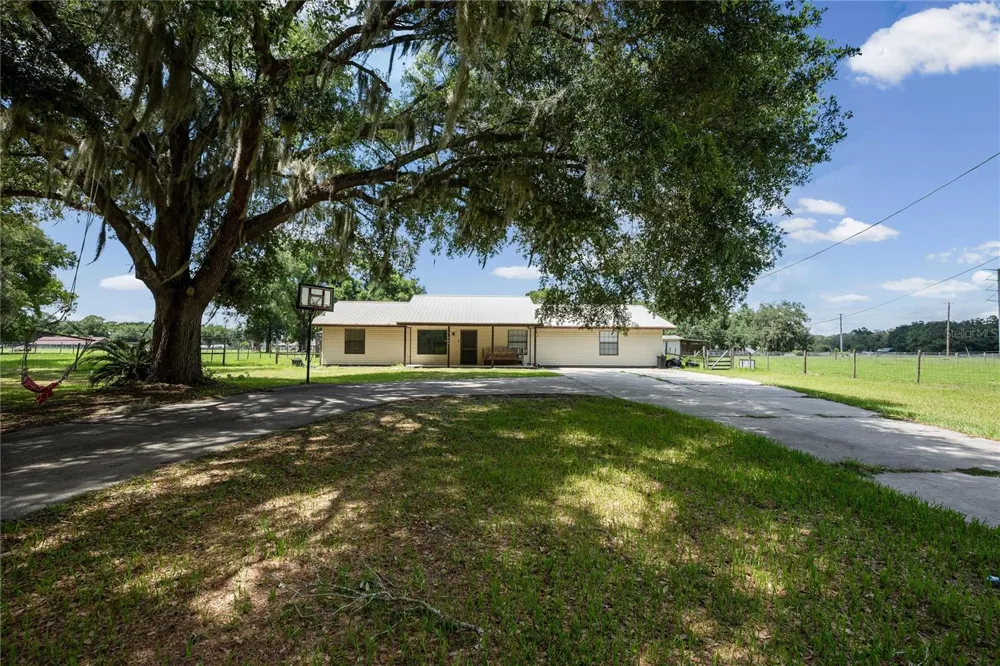 348 CR 542E Bushnell, FL 33513