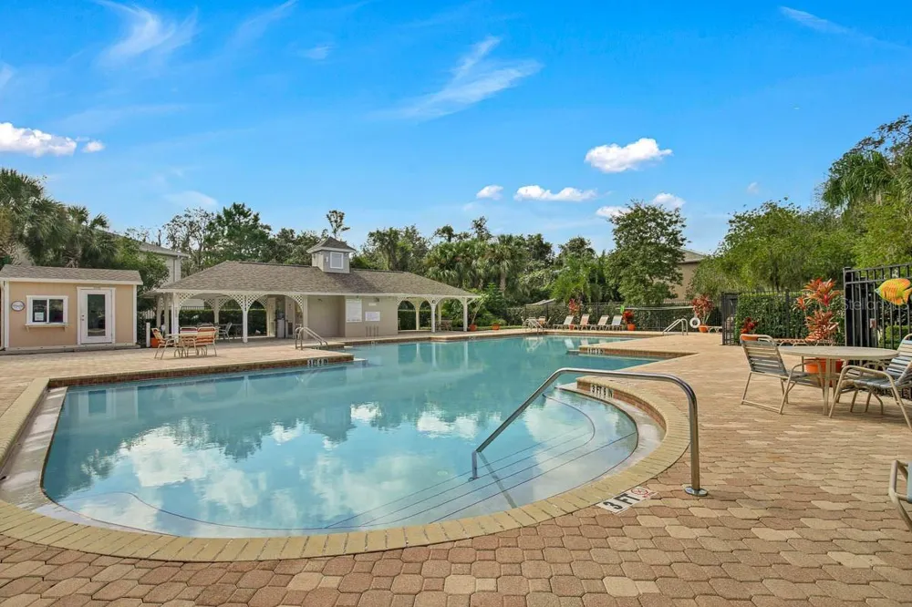5879 FISHHAWK RIDGE DRIVE Lithia, FL 33547
