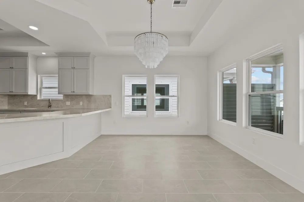 512 2nd San Leon, TX 77539