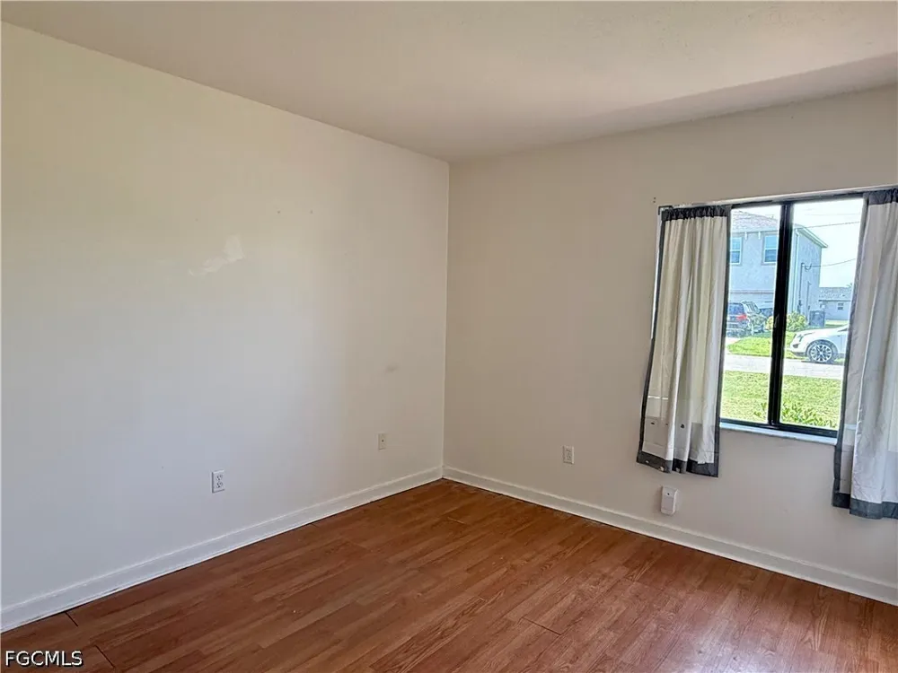 SE 15th Street Cape Coral, FL 33990