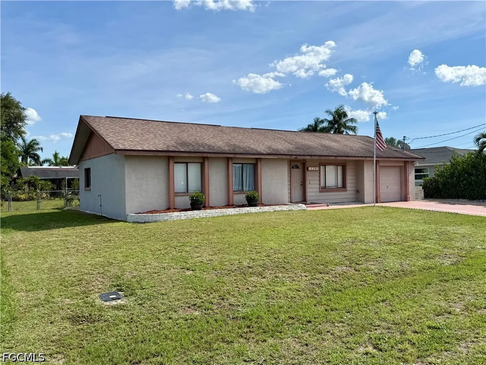 SE 15th Street Cape Coral, FL 33990