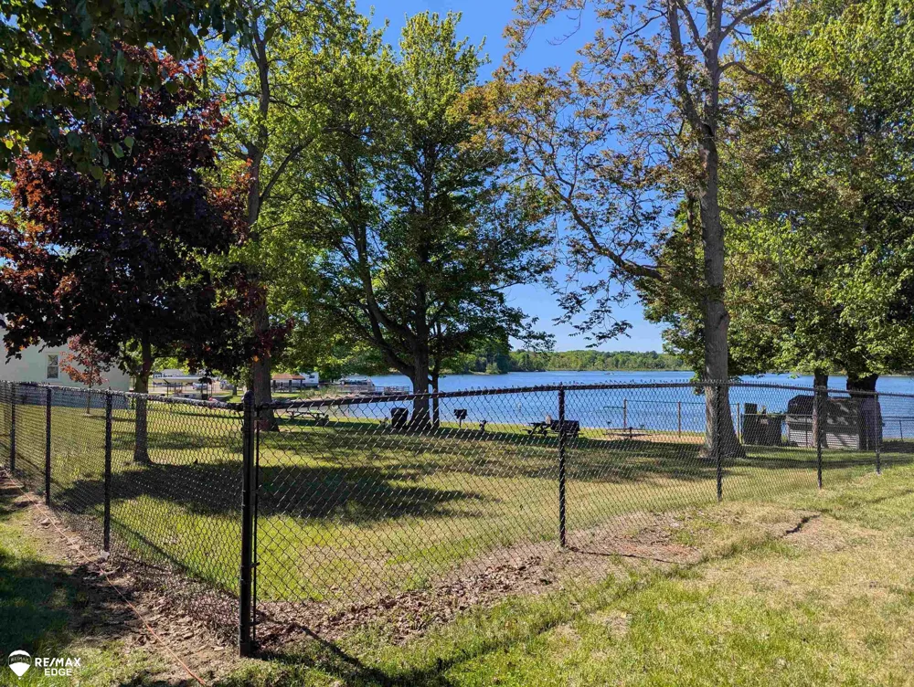 6283 Hart Lake Road Otter Lake Village, MI 48464