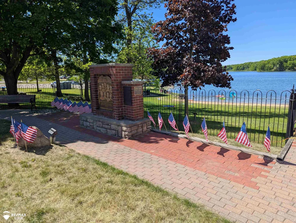 6283 Hart Lake Road Otter Lake Village, MI 48464