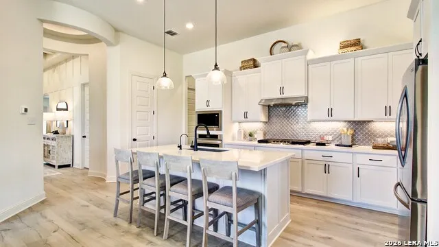 1676 Seekat Drive New Braunfels, TX 78132