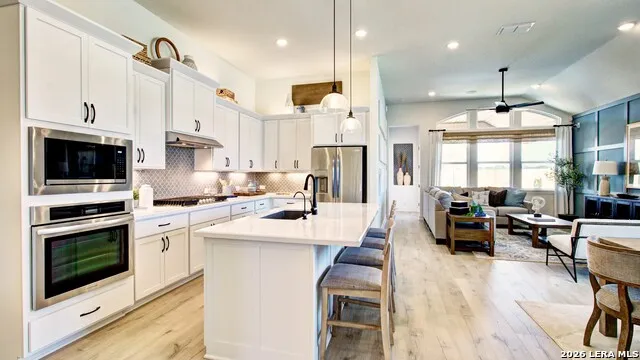 1676 Seekat Drive New Braunfels, TX 78132
