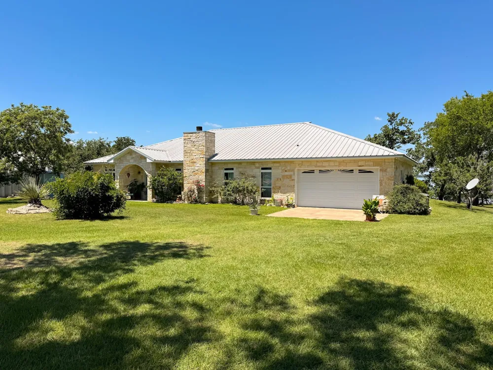 2256 Lcr 882 Jewett, TX 75846
