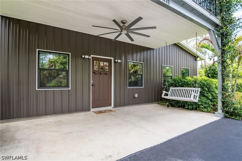 Ivy Way Naples, FL 34117