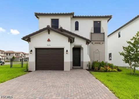 Carrara Drive