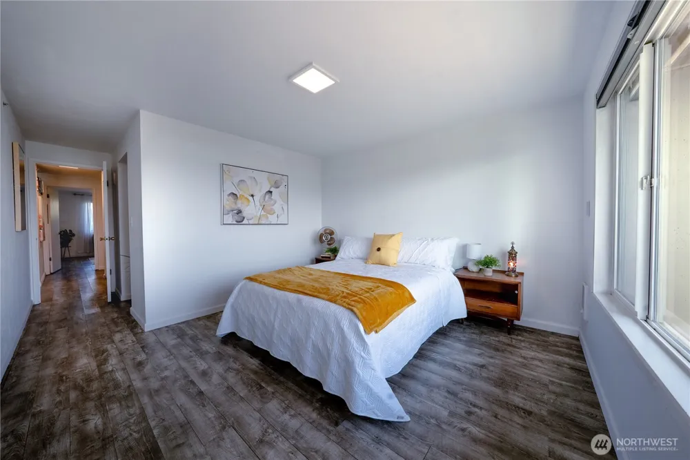 1199 9th Avenue #204 Oak Harbor, WA 98277