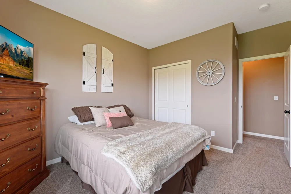 1106 Lorraine Court Carver, MN 55315