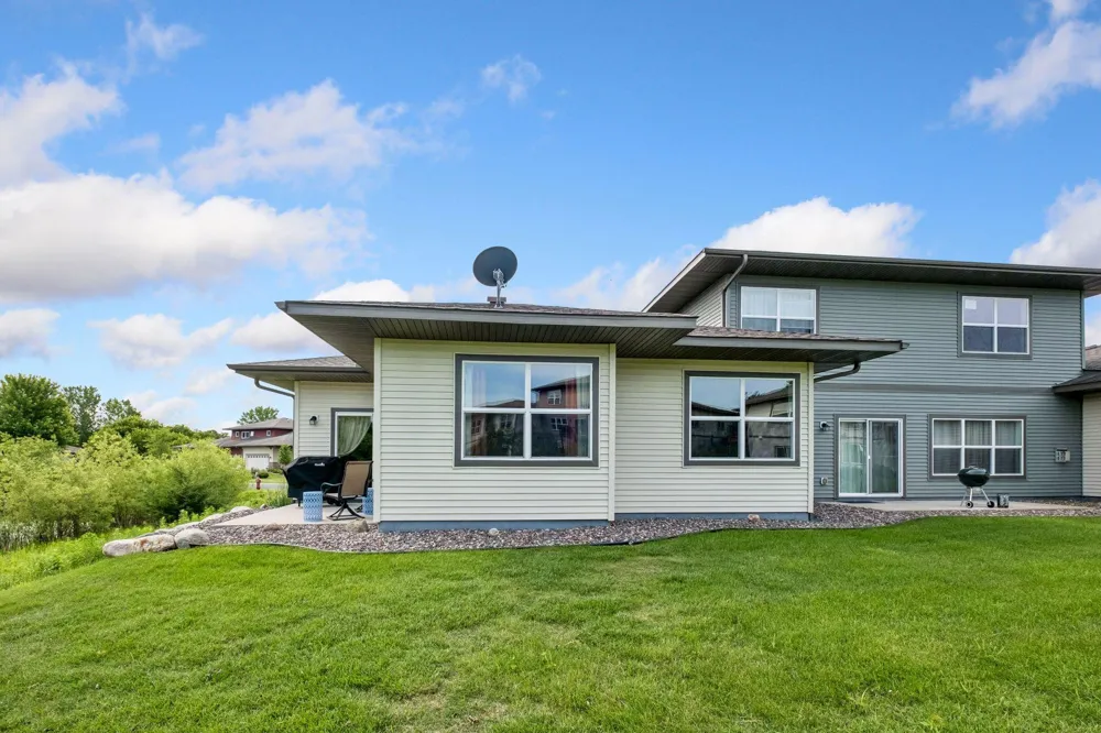 1106 Lorraine Court Carver, MN 55315
