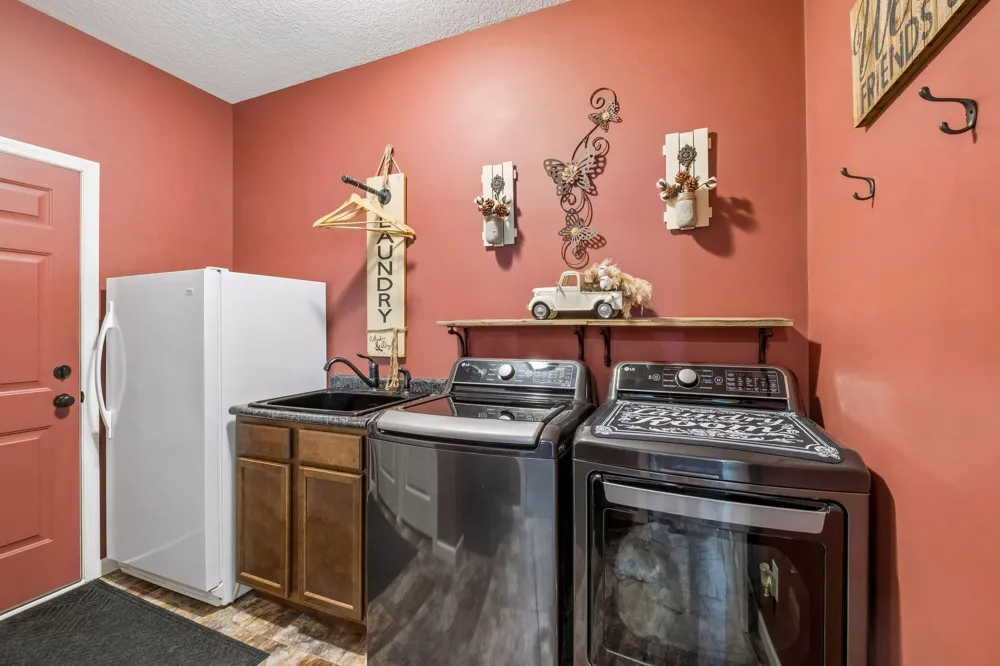 1106 Lorraine Court Carver, MN 55315
